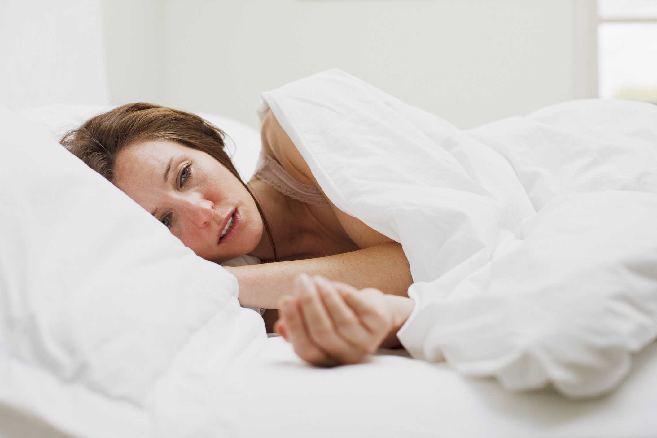 Understanding Night Sweats Caused by Menopause and How to Alleviate It